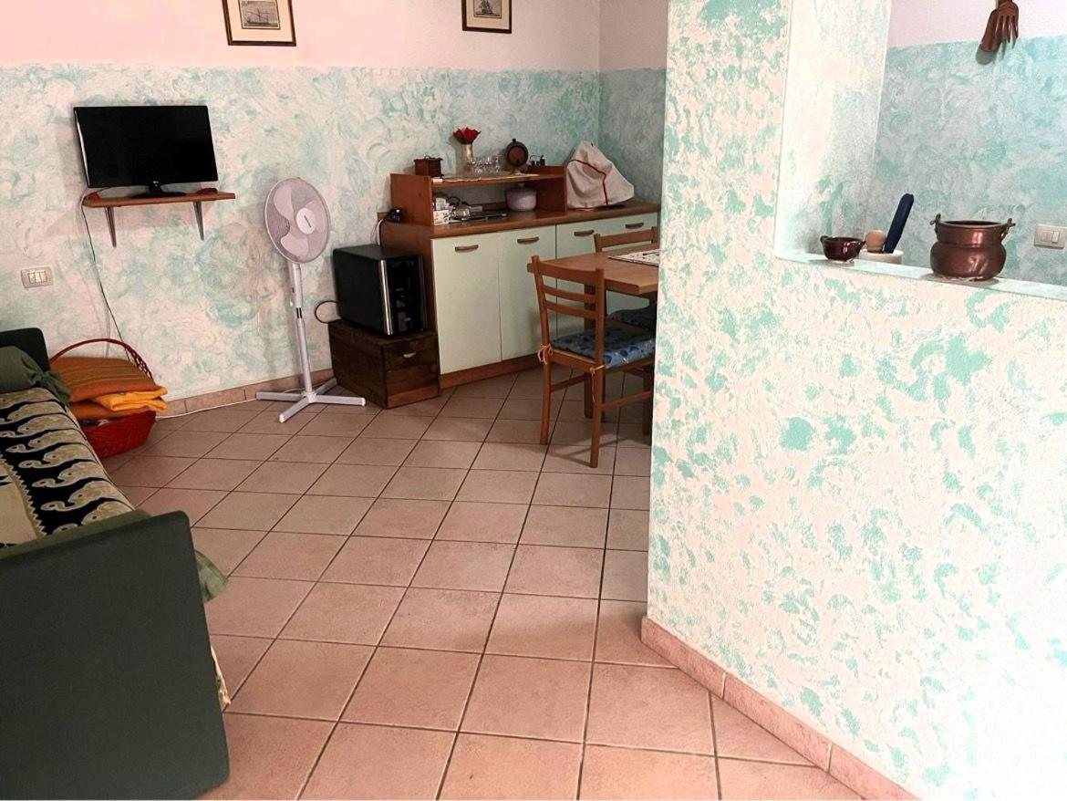 Residence Olimpo サンタ・テレーザ・ガッルーラ エクステリア 写真