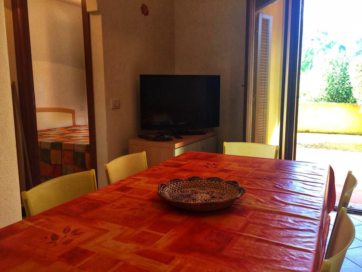 Residence Olimpo サンタ・テレーザ・ガッルーラ エクステリア 写真